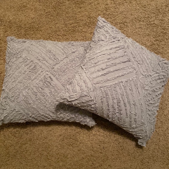 2 Magnolia Homes Gray Pillows - Picture 1 of 5